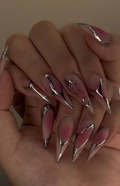 Chrome Nail Art, Chrome Nails Designs, Silver Nail, Goth Nails, Colorful Nails, Girly Acrylic Nails, Diy Nail Art, Cuticle Pusher, Silver Nails