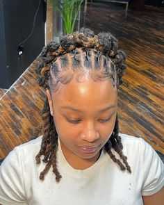 Half Up Half Down Locs, Loc Crown, Dreadlocks Hair Care, Short Dreadlocks Styles, Dreads Styles For Women, Crown Women, Short Locs, Dreadlock Hairstyles For Men, Short Locs Hairstyles