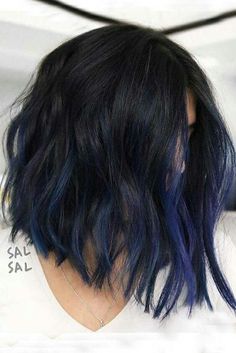 Blue Ombre Hair, Dark Blue Hair, Ombré Hair, Short Wavy Hair, Curly Bob Hairstyles, Trending Hairstyles, Short Bob Hairstyles, Bobs Haircuts, Blue Hair