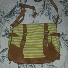 Aeropostale Striped Messenger Bag New With Tags, Use Single Strap, Double Strap Or Crossbody. Trendy Summer Satchel For School, Preppy Green Bag For Everyday Use, Summer School Satchel With Adjustable Strap, Trendy Striped Bag With Adjustable Strap, Casual Striped Bags With Adjustable Strap, Casual Striped Shoulder Bag With Adjustable Strap, Jump Scare, Mini Backpack Purse, Over The Shoulder Bags