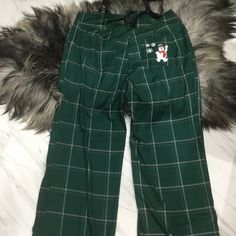 Frosty The Snowman X Unique Vintage Green Plaid Frosty Thelma Suspender Pants Sold Out Suspender Pants With Removable Suspenders Size 2x (18) Brand New Sold Out Details + Features These Fabulous 1940s Style Suspender Pants, In Collaboration With Frosty The Snowman, Boast A Marvelous Silhouette In A Plaid Pattern Of Green Plaid Throughout The Woven Fabric. The Wide Banded High Waist Cinched In With A Darling Button Up Front And Secured By Adjustable Suspender Straps. Complete With Frosty Embroide Christmas Cotton Bottoms With Elastic Waistband, Christmas Cotton Loungewear Bottoms, Christmas Cotton Pants, Casual Cotton Pants For Christmas, Casual Green Bottoms For Pajama Party, Frosty The Snowman, 1940s Style, Suspender Pants, Frosty The Snowmen