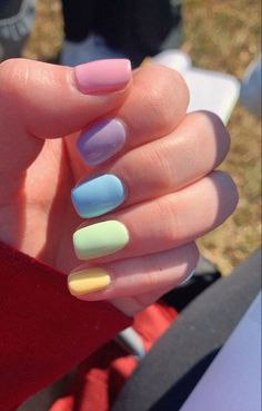 Short Nails Spring Colors, Spring Nails On Natural Nails, Short Nails For School Natural, Natural Nails Spring Colors, Spring Nails Different Colors, Spring Nails Natural Nail, Short Nails Acrylic Spring, Painted Natural Nails Short, Pastel Pride Nails