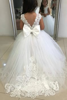 Babyonlinewholesale has a great collection of at an affordable price. Welcome to buy high quality from us. Kids Flower Girl Dresses, Wedding Communion, Sleeveless Flower Girl Dresses, Long Flower Girl Dresses, Long Sleeve Ball Gowns, White Bridesmaid