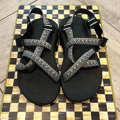 Never Worn Black White Chaco Water/Outside Shoes Chaco Shoes, Shoes Color, Outdoor Shoes, Wearing Black, Women's Shoes Sandals, Shoes Sandals, Size 10, Black White, Women Shoes