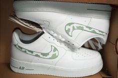 PLEASE READ THIS  Custom Violet Green Clouds Nike Air Force 1 sneakers. Not only are they a fashion statement, but they are also waterproof and scratch-proof, ensuring enduring style without compromising durability. If you have a unique design in mind, contact us - we're passionate about turning your ideas into reality ❤️. Customization Options: Tailored Fit: Personalize your size from 4US to 9.5 Men's and 5.5US to 11 Women's. Specify your size in the personalization section during checkout. Design Your Own: Want a specific design? Reach out to us, and let's create a shoe that's uniquely yours. Shoe Box Preference: If you prefer your custom sneakers in the box, kindly mention it in the personalization notes during checkout. Features: Mesmerizing Design: Stand out with the enchanting cloud Nike Air Force Green, Air Force Green, Green New Balance, Green Clouds, Purple Clouds, Air Force 1 Sneakers, Nike Shoes (men), Perfect Purse, Sneakers Athletic