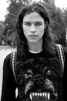 Luxelab // Style Council: Men's Week - Miles McMillan Androgynous Look, Male Beauty, Pretty People, Eye Candy