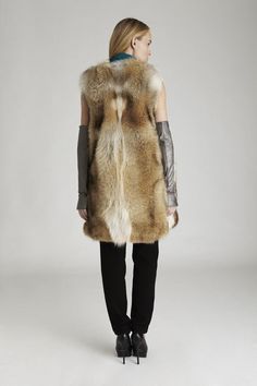 Coyote Fur Vest Leather Vest With Fur, Fur Lined Vest, Wolf Fur Vest, Fur Vest Women, Leather Vest Fur Collar, Fox Fur Vest, Coyote Fur, Cold Season, Fur Vest