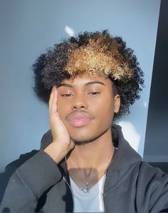 Black Male Curly Hairstyles, Blonde Afro, Warm Brown Hair, Style Boy, Men Hair Color, Hair Aesthetic