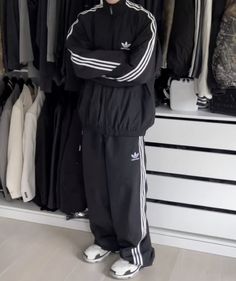 Street Style Outfits Casual, Boyish Outfits, Style Sport, Clothes And Shoes, Adidas Girl