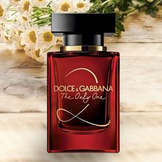 Eau De Parfum New In Box 100 Ml/3.3 Oz Top Notes: Pear, Red Berries, Blackberry, Freesia Heart: Red Rose, Violet, Coffee Base: Tonka, Patchouli, Ambergris, Amber Woods Brand New. Comes In Plain D&G Tester Box. Bar Code On Bottle Is Posted For Authenticity. Dolce And Gabbana Fragrance, Dolce And Gabbana Perfume, Hermes Perfume, Sweet Coffee, Heart Red, Perfume Scents, Vanilla Fragrance, Perfume Design, Fragrance Set