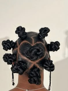 Hairstyles bantu knots Easy Protective Hairstyles, Hairstyles For Natural Hair, Hair Pattern, Behind The Scenes Photos, Quick Natural Hair Styles