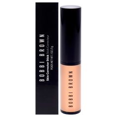 Bobbi Brown's first-of-its kind transformative stick makes great-looking skin look easy. This hydrating concealer is natural at instantly camouflaging the look of dark circles, discoloration, and imperfections for a skin-fresh look that stays the day. Coffee seed and vitamin E helps nourish skin and provides a creamy, weightless wear that melts into skin. An all-over skin concealer stick Brightens the look of dark circles & minimizes imperfections. Bobbi Brown Corrector, Hydrating Concealer, Skin Corrector, Stick Light, Concealer Stick, Concealer For Dark Circles, Too Faced Concealer, Light Peach, Hair Fragrance