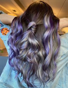 Classy Brunette Hair with Purple Highlights Hairstyles With Purple Highlights, Hairstyles With Purple, Brown Hair With Purple Highlights, Brown Hair With Purple, Gray Highlights Brown Hair, Hair With Purple Highlights, Classy Brunette, Dark Purple Highlights, Purple Highlights Brown Hair