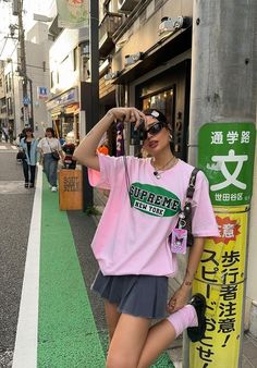 Tokyo Outfits, Japan Outfit, Nashville Outfits, 2024 Style, Jersey Outfit, Looks Street Style, Tokyo Fashion, Baggy Pants