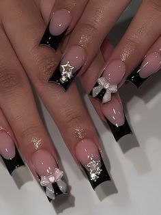 Multicolor  Collar    3D Nails Embellished   Beauty Tools Black And White Nail, Black And White Nail Designs, Wave Nails, Nagel Tips, Easy Nails, Y2k Nails, White Nail Designs