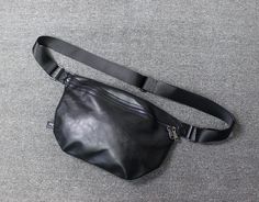 Type: BagsGender: UnisexMaterial: PU Leather Height And Weight, Medium Size, Messenger Bag, Pu Leather, Korean Fashion, Product Launch, Leather, Black