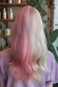 Gemini split hair dye in baby pink and blonde 2 Toned Blonde Hair, Split Hair Color Ideas Blondes, Gemini Hairstyles, Pink Aesthetic Hair, Split Hair Dye, Pink And Blonde Hair, Hair Dye Trends, Two Tone Hair Color, Gemini Hair