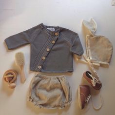 Simple Baby Clothes, December Baby, Motherhood Inspiration, Vintage Boys, Baby Style, Children's Fashion, Baby Outfit, Unique Outfits, Childrens Fashion