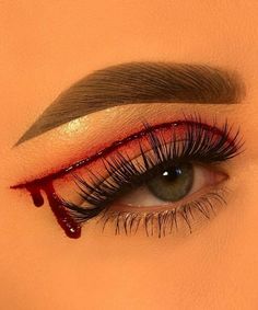 Holoween Idea Makeup, Special Effects Makeup For Beginners, Halloween Sfx Makeup Men, Scary Eyes Makeup, Easy Halloween Makeup Devil, Simple Halloween Eye Looks, Easy Devil Makeup Halloween, Glamour Halloween Makeup, Friday The 13th Makeup Looks