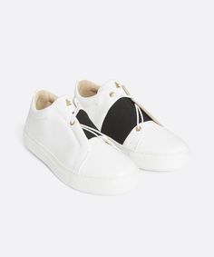 XOXO B.G Sneaker Low-Top Blanche Daniel Essa homme Cuir blanc / gris High Tops Women, Perfect Sneakers, Fabulous Shoes, Black Laces, White Sneakers, Sneakers White, Tennis Shoes, Leather Sneakers