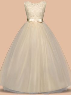 Formal Flower Girl, Clay Cupcake, Kids Pageant, Girls Dresses Online, Africa Dress, Wedding Flower Girl Dresses, Trendy Wedding Dresses, Prom Dresses For Teens