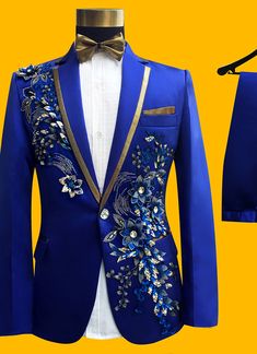 Blue And Gold Suits For Men, Blue Prom Suits For Men, Royal Blue Tuxedo Wedding, Prom Suit Blue, Royal Blue Suit Men, Male Prom Outfits, Groom Tuxedo Blue, Blue Prom Suit, Blue Wedding Suit