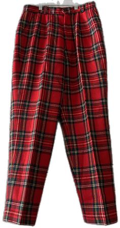 Classic Red Bottoms For Fall, Casual Red Holiday Bottoms, Casual Red Bottoms For Holidays, Classic Red Winter Bottoms, Classic Red Bottoms For Winter, Classic Plaid Bottoms For Winter, Scottish Style Plaid Winter Bottoms, Rug Wall Hanging, Red Tartan