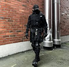 Tactical Cosplay Men, Men Tactical Outfit, Techwear Aesthetic Men, Warcore Outfits Men, Techwear Men Outfit, Dystopia Fashion, Tactical Techwear, Tactical Outfit