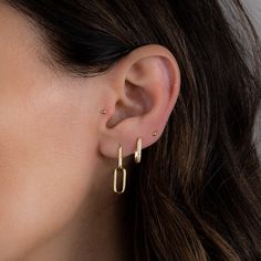 Beautiful paperclip style chain link earrings - great for daytime or night time. Super stylish and chic!! - - - D E T A I L S - - - * Made of 925 Sterling Silver * THICK plating of 14k Gold or Rhodium * Nickel-free & Hypoallergenic - great for sensitive ears! * Sold as a pair * 26mm long * Bottom link: 14mm x 6mm * Thickness: 1.3mm Earrings on Model: 2mm Ball Studs https://www.etsy.com/listing/1154500077/tiny-ball-stud-earrings-ball-studs-stud?click_key=3377fbbf6e26910fcf680c211d445615773371bd%3 Minimalist Paperclip Chain Dangle Earrings, Dangle Earrings With Paperclip Chain, Minimalist Single Link Earring, Modern Everyday Link Earrings, Everyday Paperclip Chain Dangle Earrings, Everyday Dangle Earrings With Paperclip Chain, Everyday Paperclip Shaped Earrings With Ear Wire, Everyday Paperclip Ear Wire Earrings, Modern Paperclip Earrings For Pierced Ears