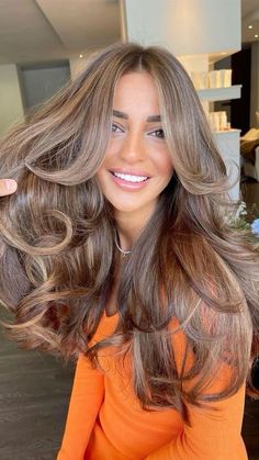 Brown Hair Shades, Beige Hair, Korean Hair Color, Balayage Hair Dark, Hair Color Light Brown