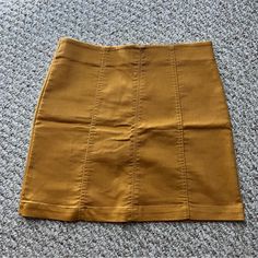 Great Condition, Brand New, Never Worn Size Medium Includes A Zipper In The Back Forever 21 Fitted Skirt For Fall, Forever 21 Fitted Mini Skirt For Fall, Fall Fitted Mini Skirt From Forever 21, Fall Fitted Mini Skirt By Forever 21, Fitted Mini Skirt From Forever 21 For Fall, Fitted Mini Skirt By Forever 21 For Fall, Forever 21 Casual Mini Skirt For Fall, Forever 21 Stretch Casual Skirt, Forever 21 Casual Pencil Mini Skirt