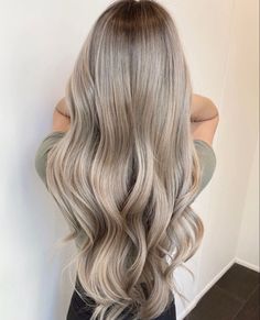 Hair Color Highlights, Color Inspo, Hair Inspiration Color, Hair Inspo Color, Balayage Hair, Hair Updos, Hair Highlights, Hair Extensions, Dyed Hair