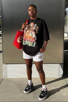 Summer Streetwear Black Women, Shorts Streetwear Outfit, Tomboy Black Women, Summer Streetwear Outfits, Disney Outfits Women, Shorts Streetwear, Tomboy Outfits, Tomboy Style Outfits