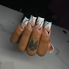 Nails Design With Rhinestones, White Acrylic Nails, Dope Nail Designs, Classy Acrylic Nails, Short Square Acrylic Nails