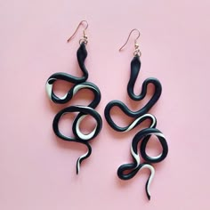 Big and bold statement jewelry. Handmade polymer Clay earrings. Snake Earrings Clay, Clay Made Earrings, 3d Clay Earrings, Fimo Jewelry Earrings, Clay Hoop Earrings Diy, Clay Earrings With Charms, Snake Clay Earrings, Polymer Clay Jewellery Handmade, Earrings From Clay