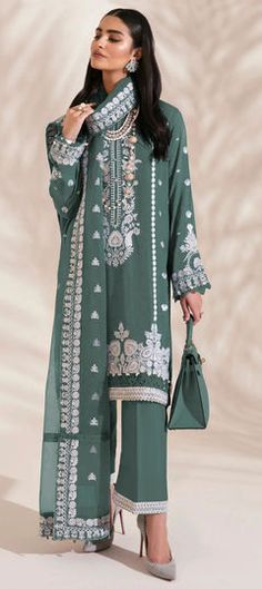 Green color Salwar Kameez in Faux Georgette fabric with Embroidered, Sequence, Thread work Pakistani Women Dresses, Best Online Clothing Stores, Pakistani Designer Suits, Kids Nightwear, Afghan Dresses, Nightwear Women, Pakistani Designers, Women Shawl