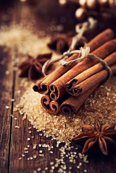 cinnamon sticks and star anise on a wooden table