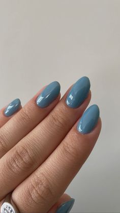 Blue Dip Nails With Design, Simple Short Round Nails, Plain Spring Nails, January 2024 Nails, Blue Gray Nails, Nails For March