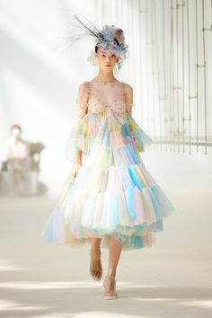 Susan fang spring 2022 Reception Dress Tulle, Muted Summer, Susan Fang, Shanghai Fashion Week, 2022 Fashion Show, 2022 Fashion, 가을 패션