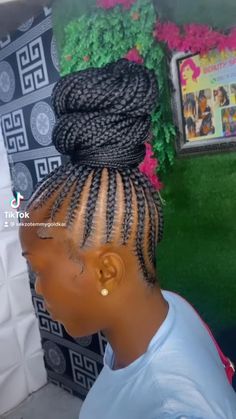 Medium Feed In Braids Ponytail Bun, Small Feed In Braids Ponytail Bun, Updo Feed In Braids Hairstyles, Braids Into Ponytail Black Women, Feed In Braids Hairstyles Ponytail, Feed In Braid Ponytail, Braided Cornrow Hairstyles Updo, Braided Ponytail Hairstyles Feed In, Feedin Braids Ponytail