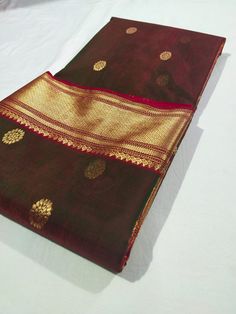 Buy Red by Green Chanderi Silk Saree SA-319 Online in India  #chanderisarees #silk #cotton #handloom #weddings Kalamkari Painting, Chanderi Silk Saree, Satin Saree, Saree Trends, Designer Blouse, Other Outfits, Bridal Saree