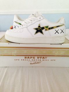 Bape x kaws bapestas Bapesta Shoes, Dress Up Boxes, Y2k Fashion, New Shoes, Shoe Collection, Converse Sneaker