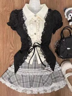 Don’t Judge Me, Harajuku Fashion Aesthetic, Cute Clothes Aesthetic, Aesthetic Patchwork, Cute Two Piece Outfits, Japan Street Fashion, Attractive Outfits, Harajuku Japan, Estilo Harajuku