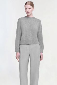 Mckay Pullover - Nickel Melange Gray | SIMKHAI Swim Gifts, Knitwear Tops, British Indian, Fall 2024, Cashmere Sweater, Pre Fall, Knitwear Women, Cotton Poplin, Cashmere Sweaters