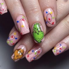 christmas nails, christmas nail designs, grinch nails, grinch designs nail, christmas nail, christmas aesthetics Grinch Nail Art, Diy Christmas Nail Art, Christmas Press On Nails, Christmas Nails Diy, Fake Nails With Glue, Nails For Women, Pink Acrylic Nails