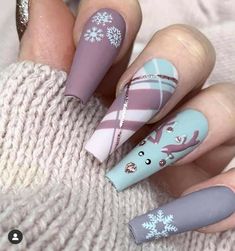 Purple Sweater Nails, Christmas Nails Pastel, Flannel Nail Art, Candy Cane Nails, Christmas Gel, Red Christmas Nails, Plaid Nails