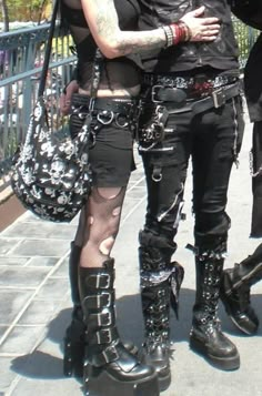 Goth Clothing, Alt Style, Emo Outfits, Estilo Punk, Punk Outfits, Me And Who, Alt Fashion