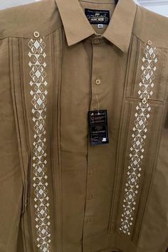 Linen Merida Guayabera, handmade from Mexico. Short sleeve. Size 40 Guayabera de Lino de Merida. Talla 40. Manga corta Mens Dress Shirts, Mens Dress, Tee Dress, Mens Shirt Dress, Dress Shirts, Wedding Shop, Men Dress, Labour Day, Bathing Beauties