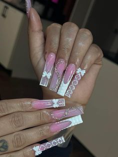 Extra Long Baddie Acrylic Nails, Gems Nails, Fye Nails, Birthday Nail, Wow Nails, Hard Nails, Long Nail Designs