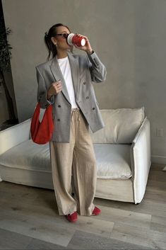 White Outfits For Women, Looks Street Style, Outfit Trends, Fashion Mistakes, Blazer Outfits, 가을 패션, Business Casual Outfits, Fashion Mode